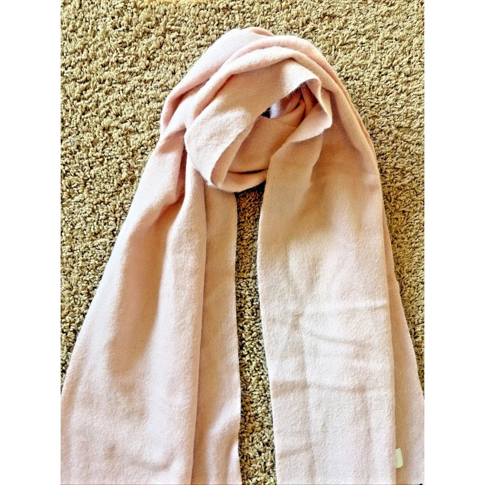 Unbranded Pink Wool/Cashmere/Fur Fringe Pom Scarf Wrap Accessory‎ NEW NWT FLAWED - Picture 2 of 10